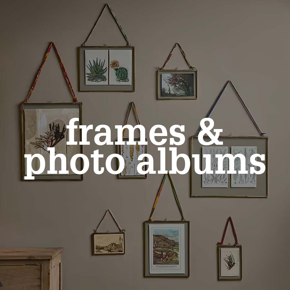 Frames & Photo Albums - Uneeka