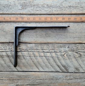 Cast Antique Iron Sheffield Shelf Bracket - 49.078B.AI.225 - Uneeka