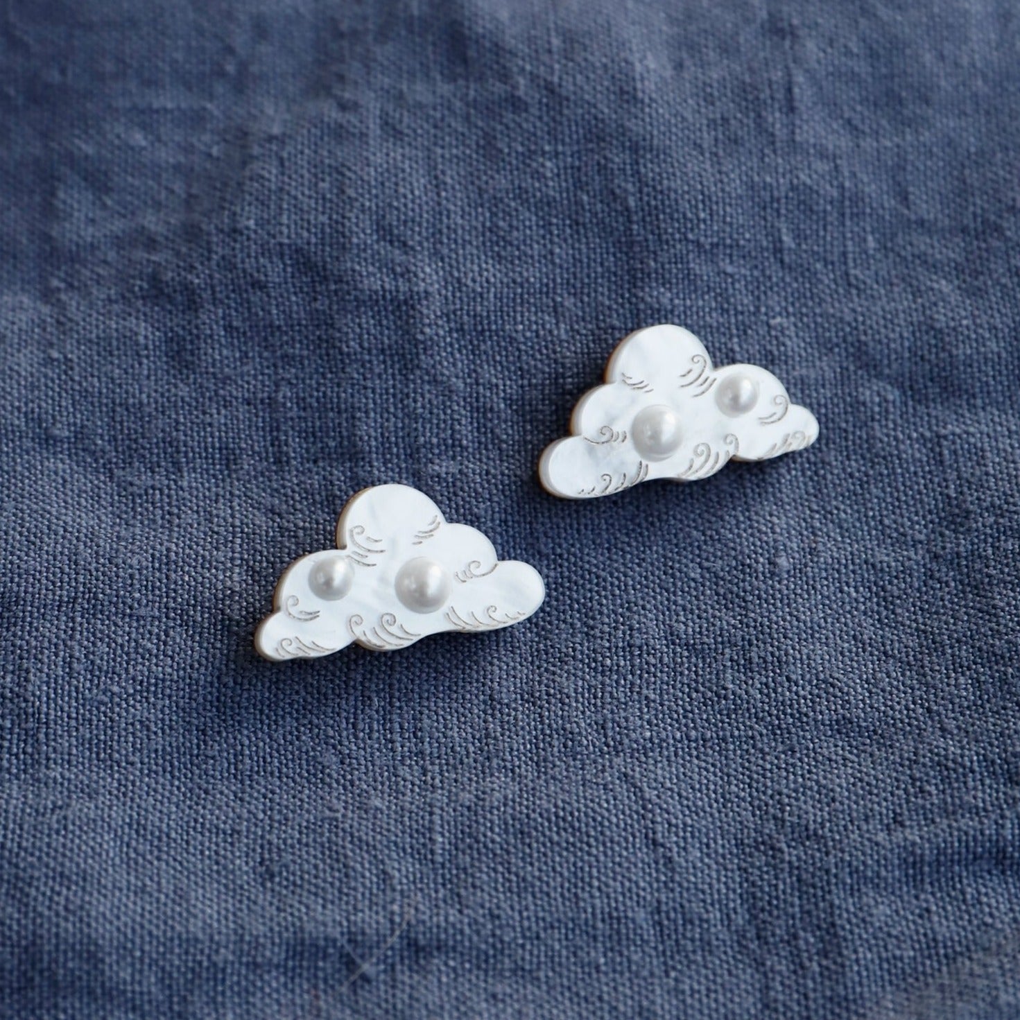Cloud Studs* - R0401S - Uneeka