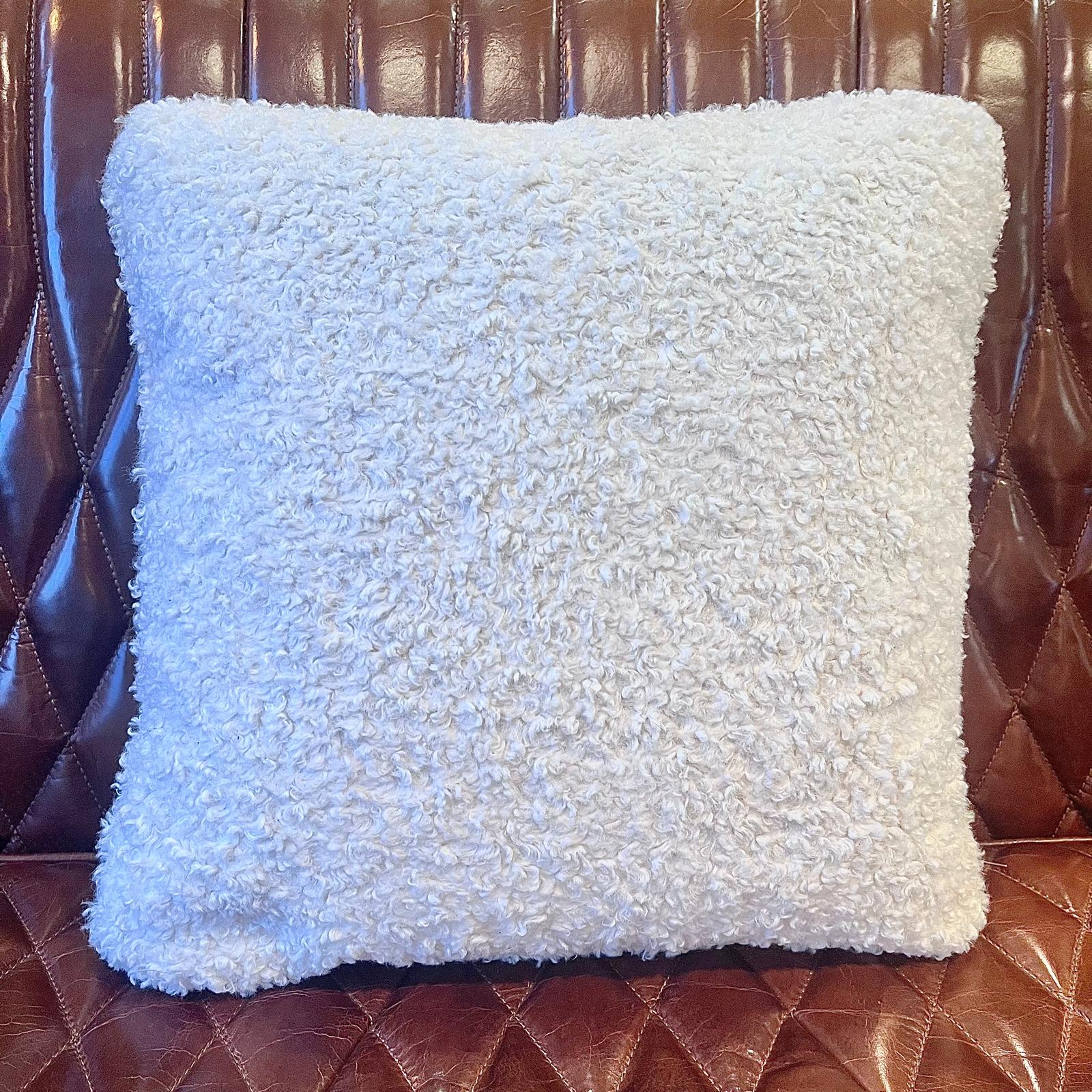 Cream Boucle Scatter Cushion - SCATTER CUSHIONS - BOUCLE - Uneeka