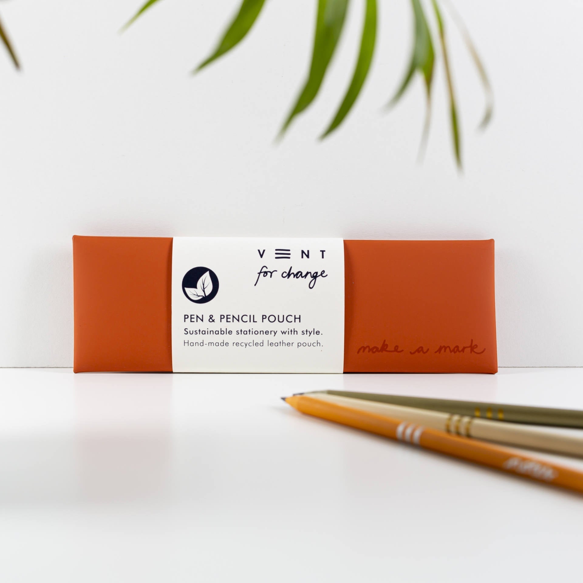 ReLeather Make a Mark Pen Pouch - 115 - Uneeka