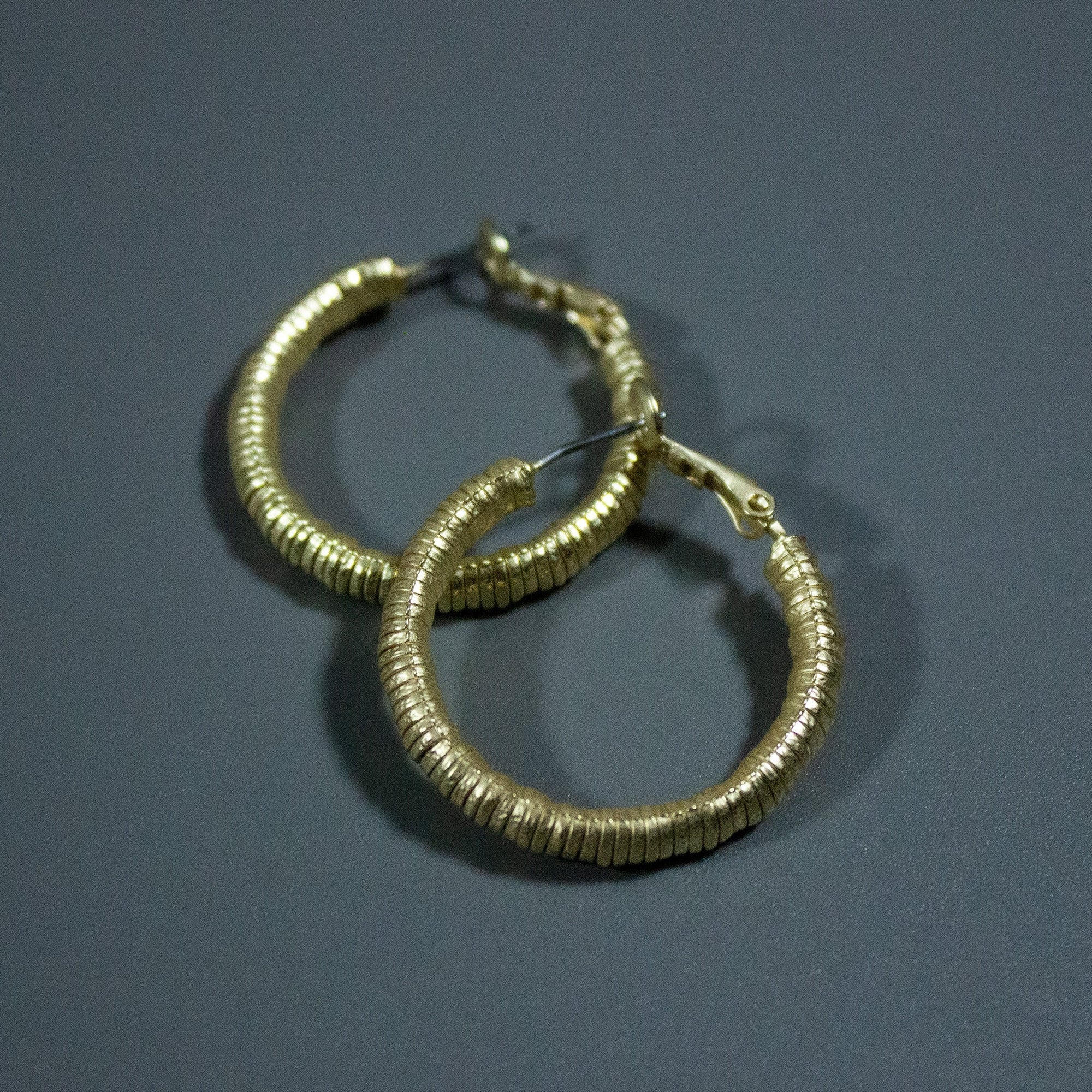 Ridged Texture Hoop Earrings - CE - 4371 - MG - Uneeka