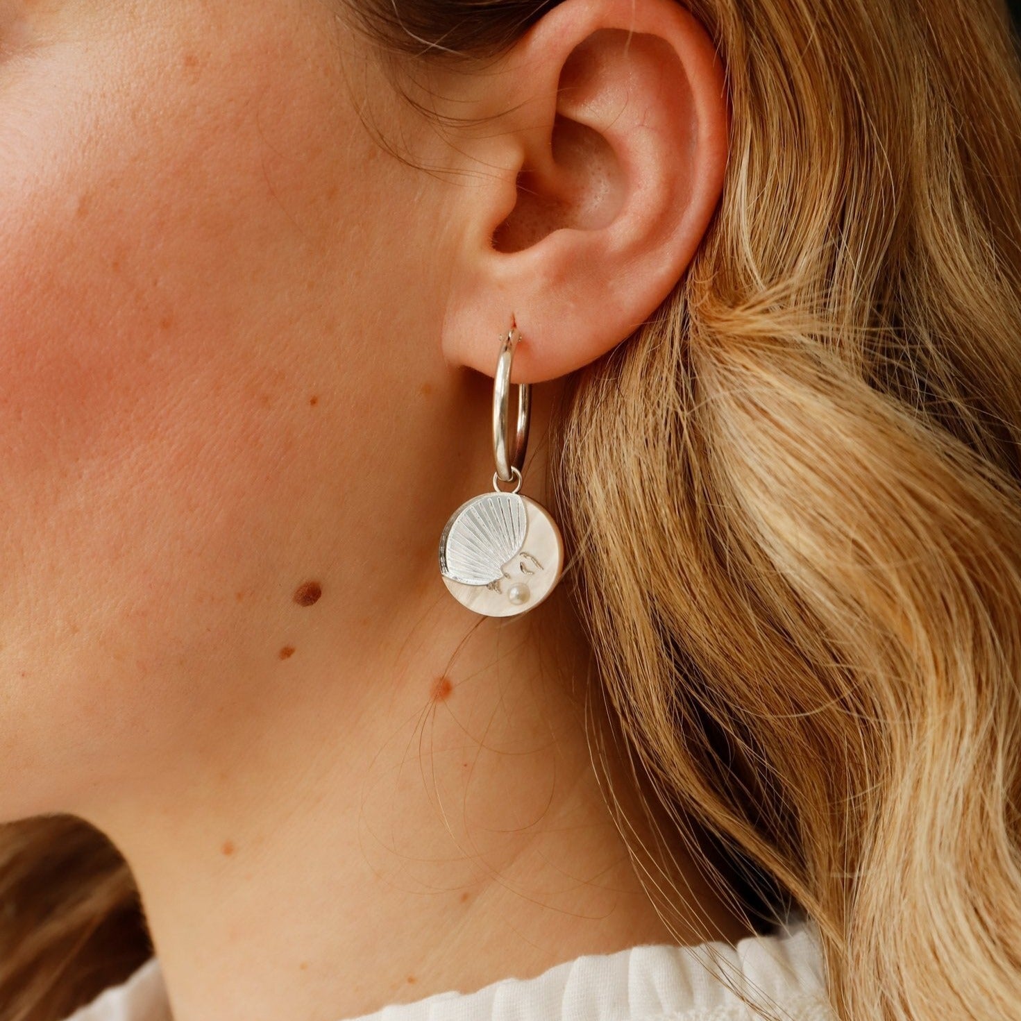 Silver Crescent Moon Hoops - R0102E - Uneeka