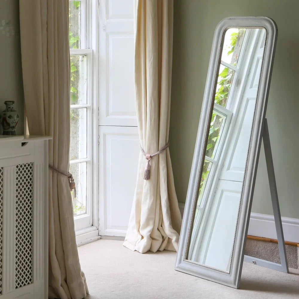 Soft Grey Vintage Free Standing Mirror - S9209 - Uneeka