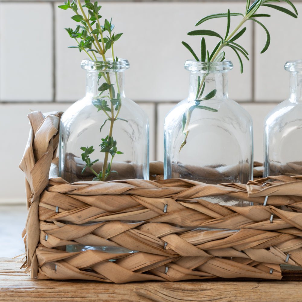 Straw Basket With 3 Glass Bottles - LIN21764 - Uneeka