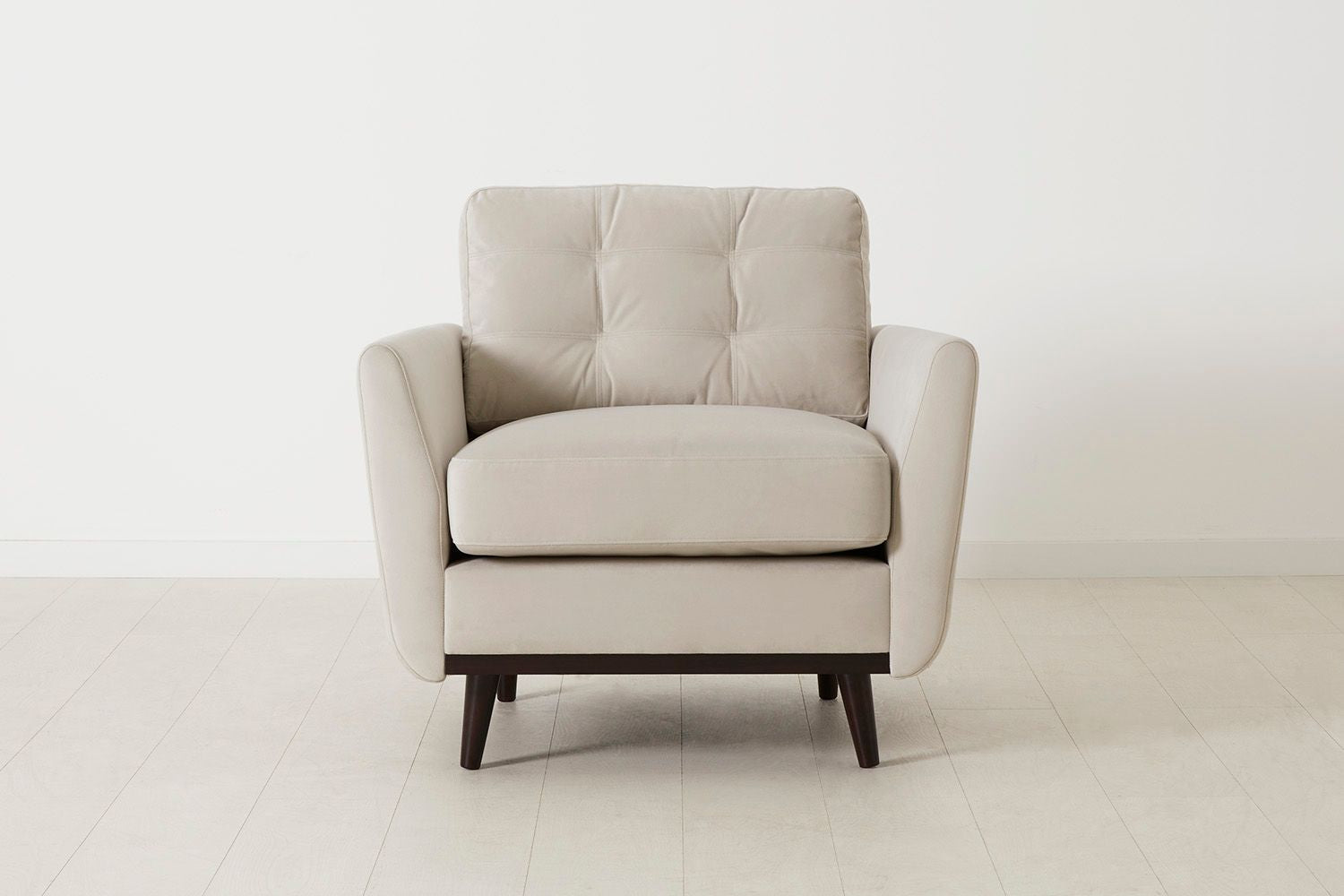 Swyft Model 10 Armchair - Made To Order - MODEL10 - 010 - VBO - Uneeka